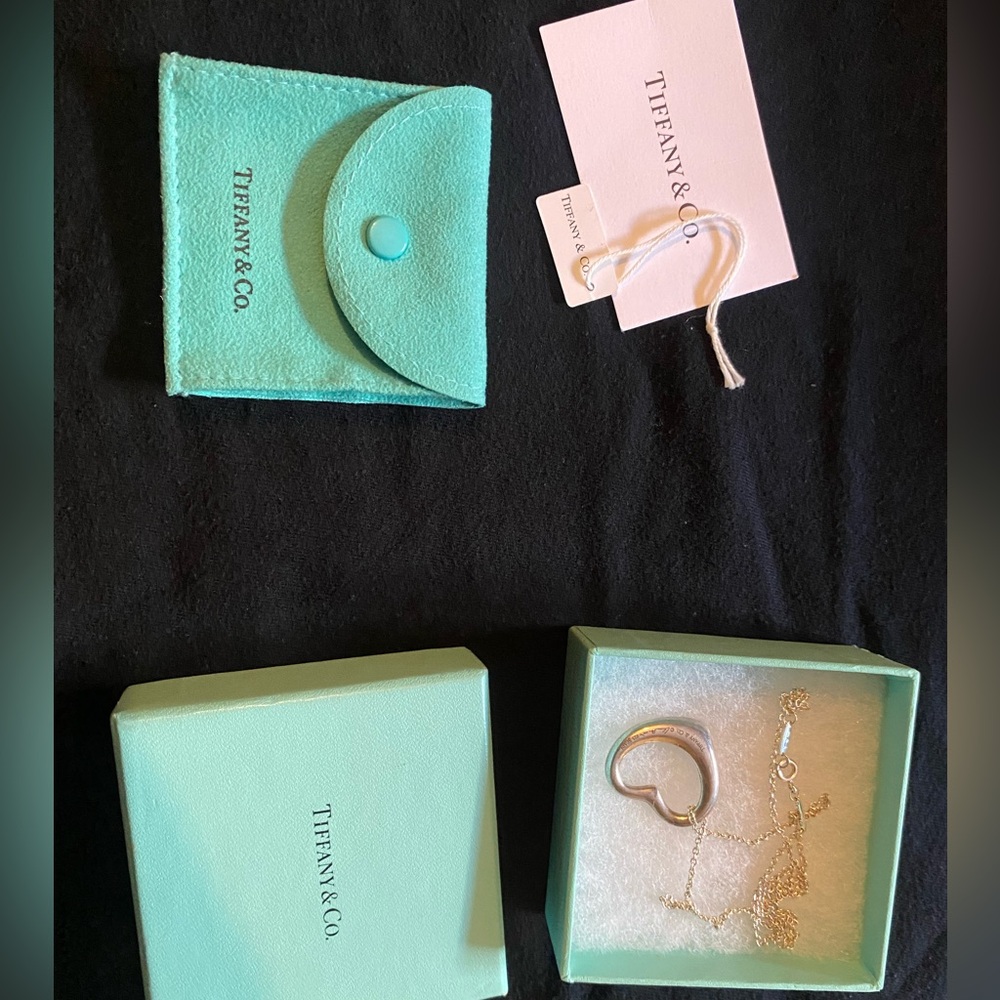Vintage Tiffany and Co Elsa Peretti Open heart Necklace